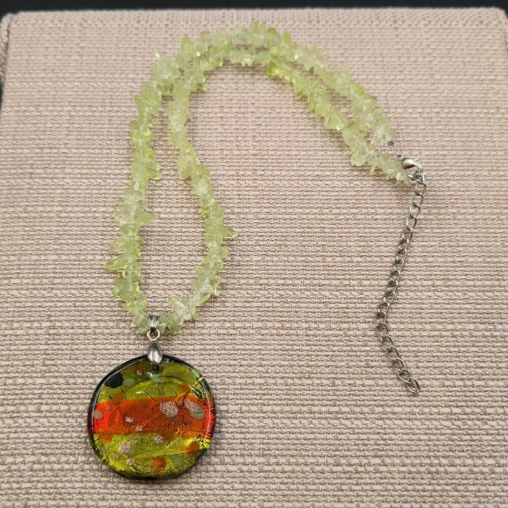 22 Inch Peridot Stones With Handmade Glass Pendant Necklace B998